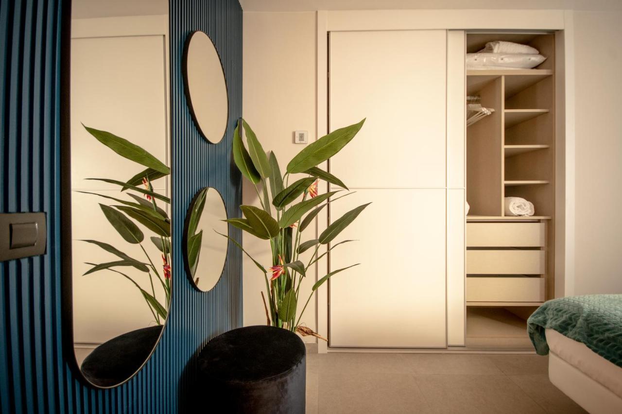 Vv Luxury Tropical Blue "By Henrypole Home" ลาสปัลมาส เด กรานคานาเรีย ภายนอก รูปภาพ